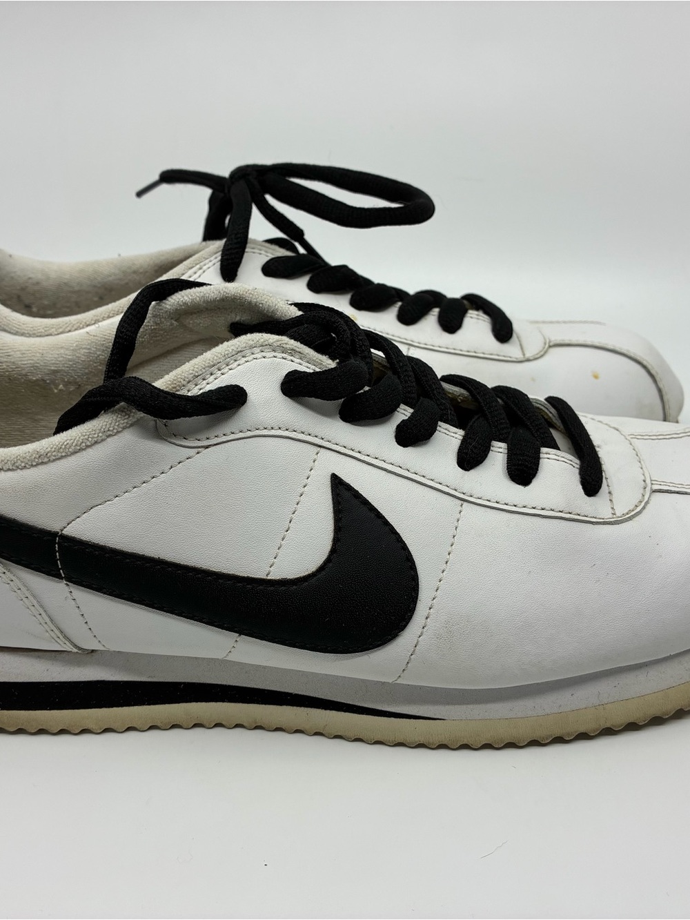 Nike Classic Cortez Basic Leather Sneakers - White/Black